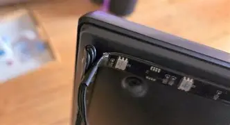 Head-to-Head: Wiz Hdmi Sync Box Kit vs Adidas Boston 13 (Detailed Comparison)